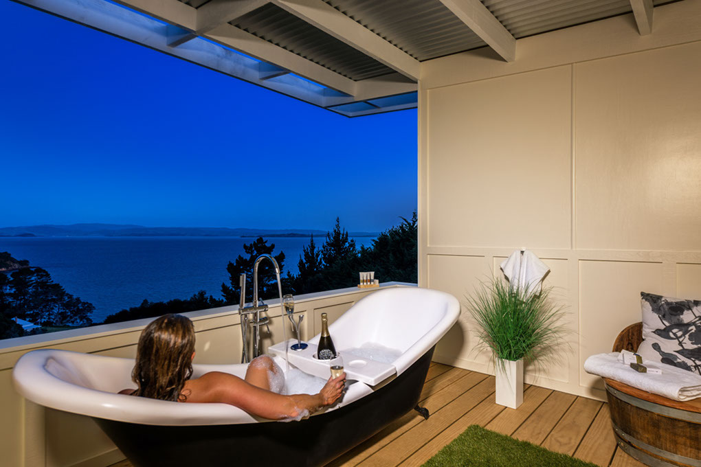 %_tempFileNameWoodside%20Bay%20Chalet-13%